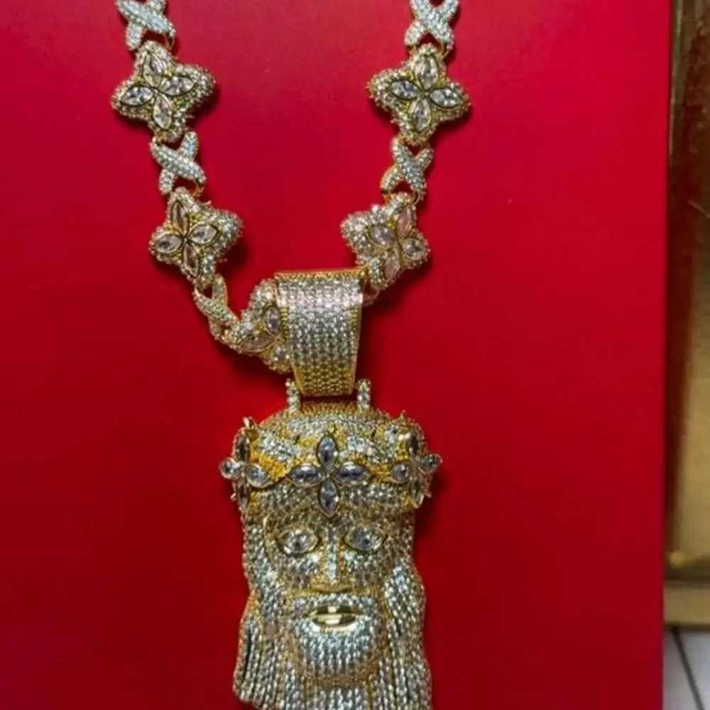 Iced Out Gold Jesus Piece B 0 A 6